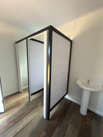 VESTUARIOS SOLO BAÑOS — proyecto de contenedor habitable en Uruguay, imagen 2